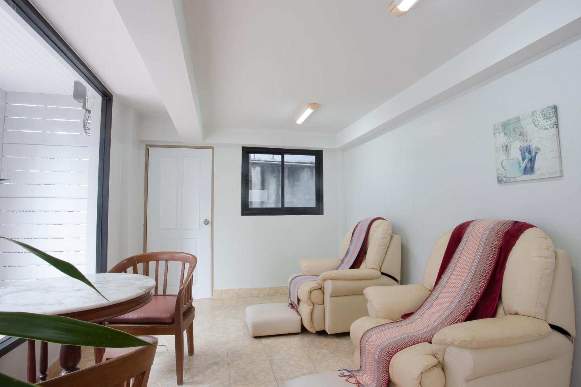 Appartement The Corner à Patong Extérieur photo