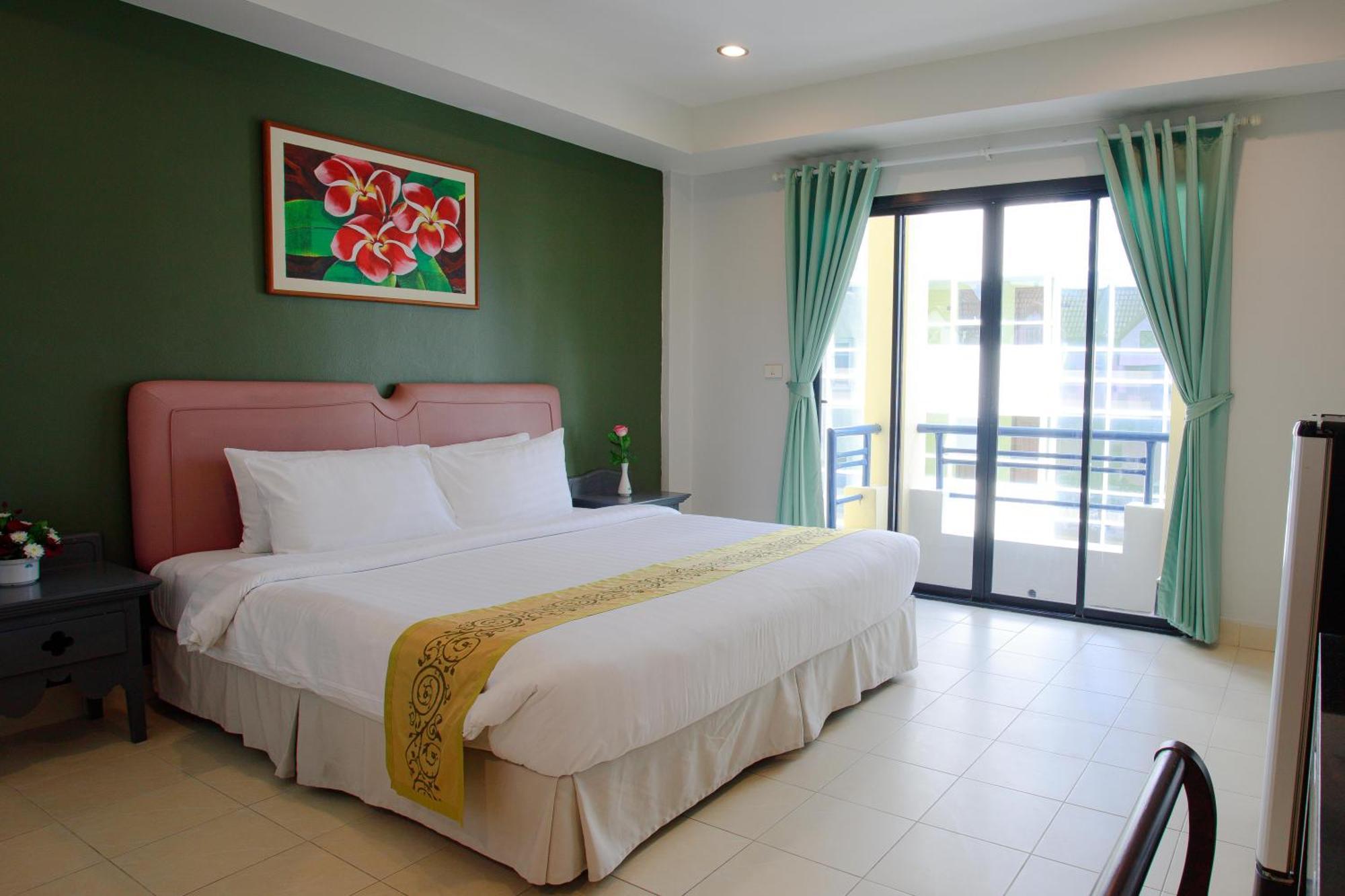 Appartement The Corner à Patong Extérieur photo